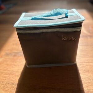 Kiinde Insulated Cooler Bag in Gray and Blue